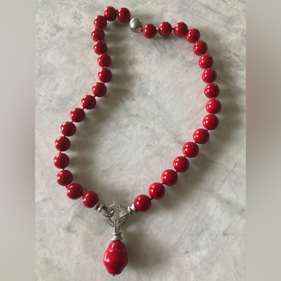 NEW 19” Red Bead & Crystal MAGNETIC Necklace with Drop EASY On & Off - Picture 6 of 9
